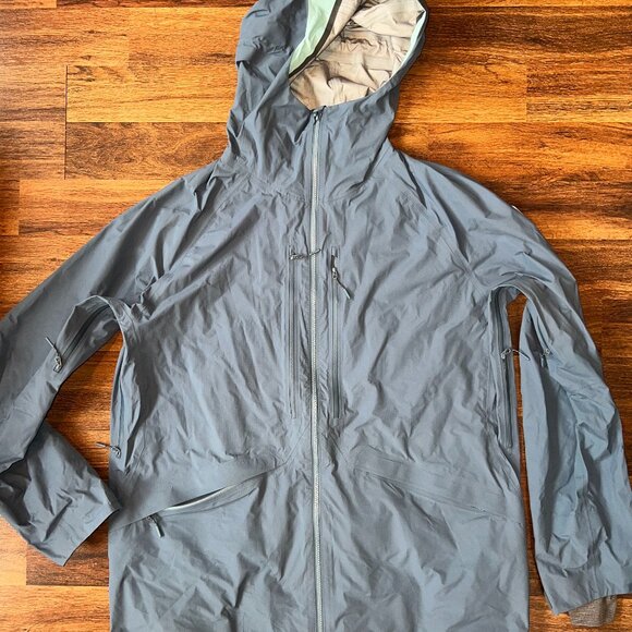 Strafe Nomad 3L Shell Jacket XXL. Like New. Worn Once. Waterproof & breathable. - Picture 1 of 10